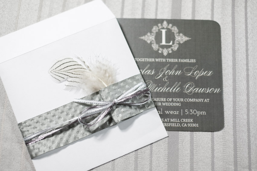 White Marabou Feathers For Invitations 
